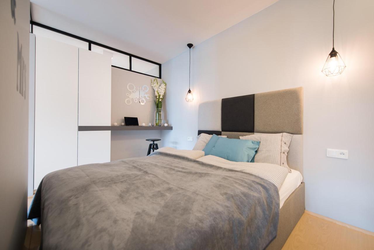 Premium Apartment For Old Town & Jewish Quarter - Balcony Plus Pool Onsite Kraków Eksteriør billede