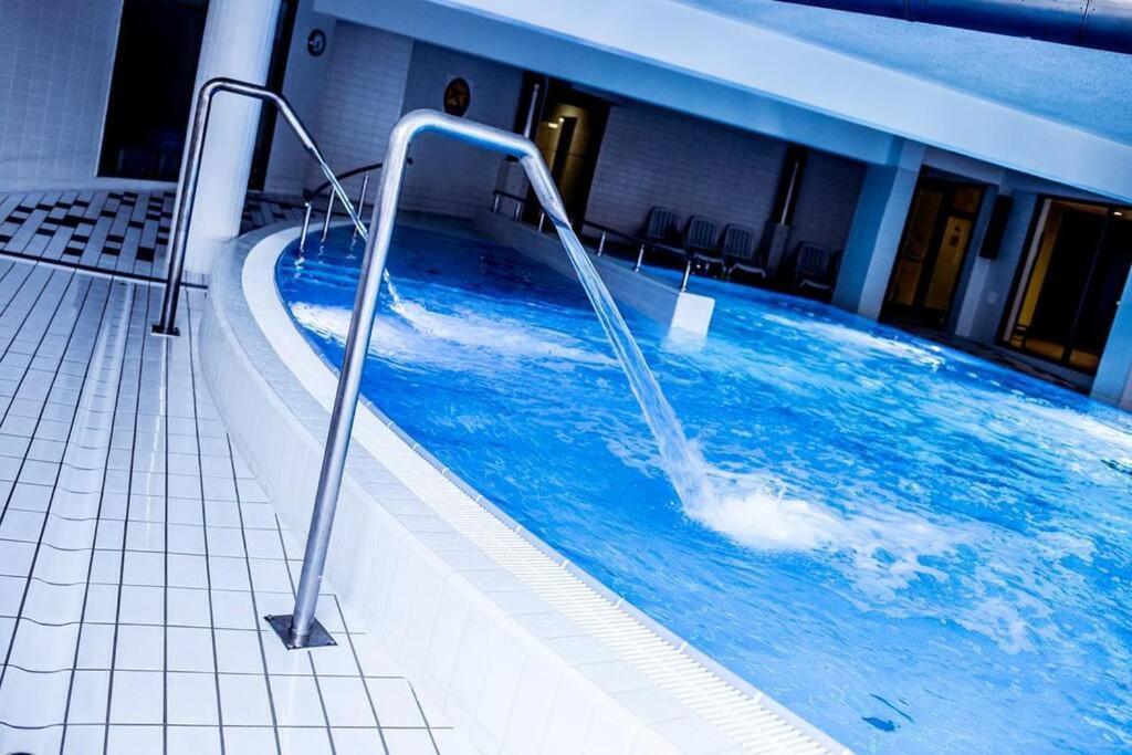 Premium Apartment For Old Town & Jewish Quarter - Balcony Plus Pool Onsite Kraków Eksteriør billede